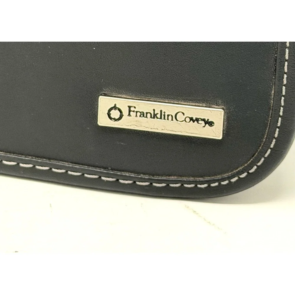 Franklin Covey Black Zip Around Planner Binder Organizer 1.5